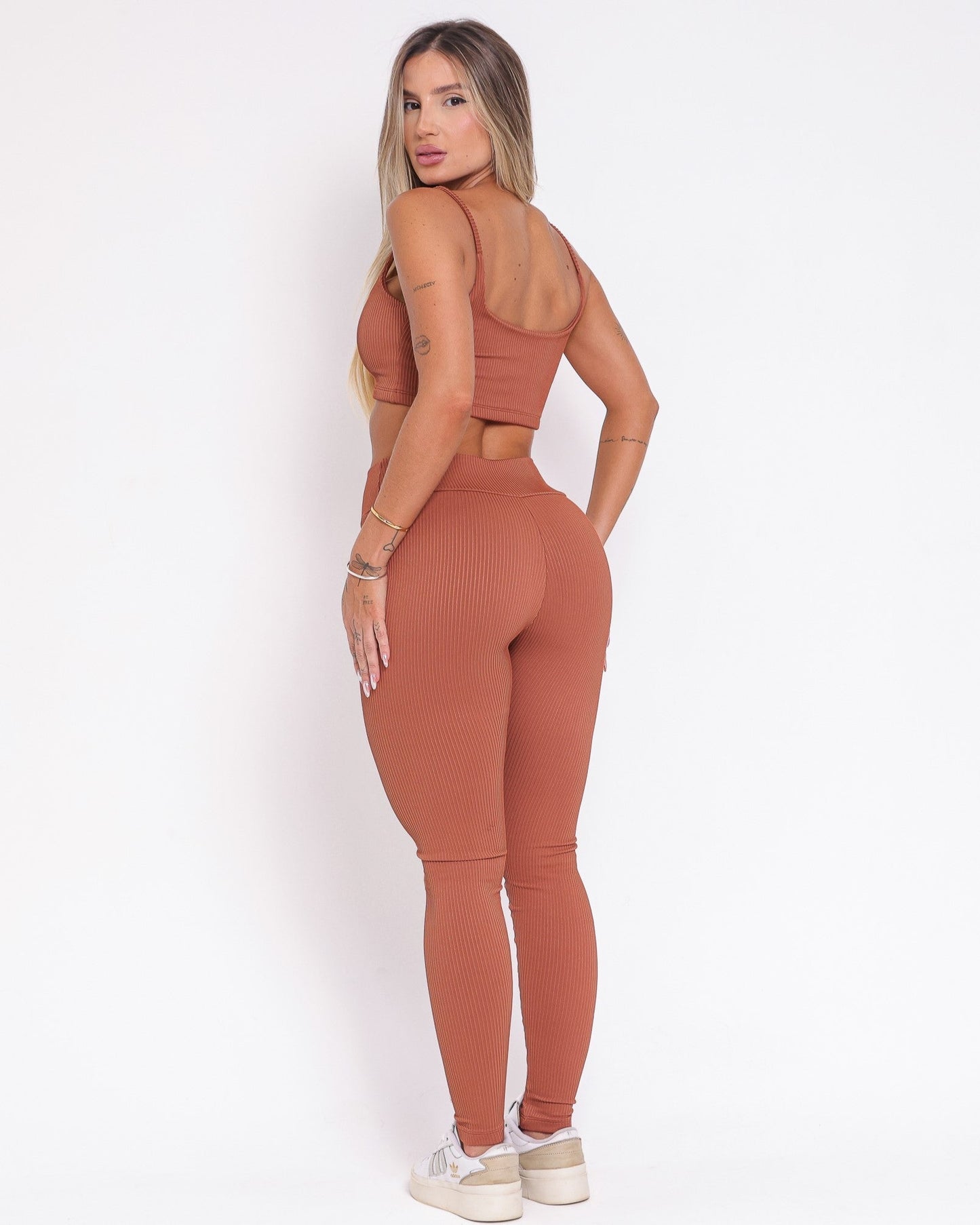 Conjunto Legging Básico Textura Valência + Top Bruna