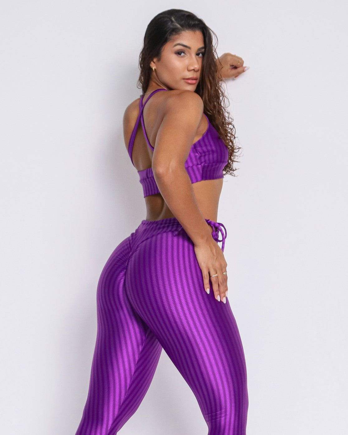 Conjunto Legging Empina Bumbum Cirre + Top Tai