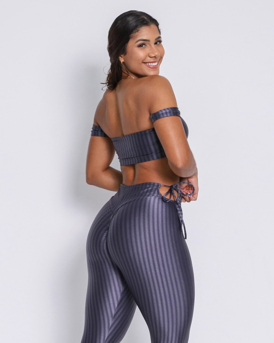 Conjunto Legging Empina Bumbum Cirre + Top Ciganinha