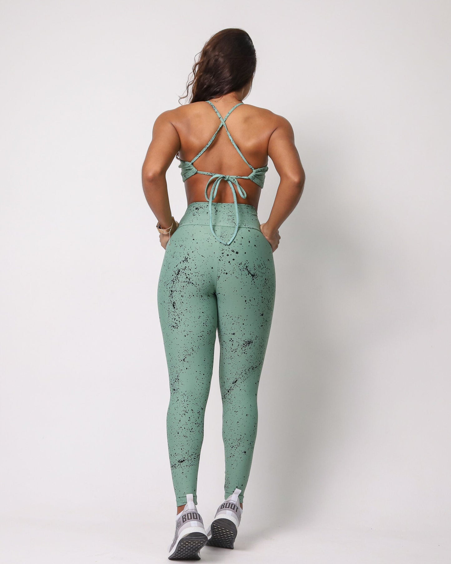 Conjunto Legging Básico Estampa + Top Paula